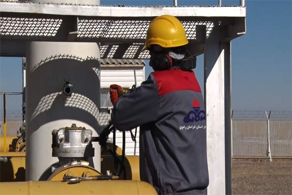 مدیرعامل گاز خراسان رضوی برای حمایت از کارکنان شمشیر را از رو بست